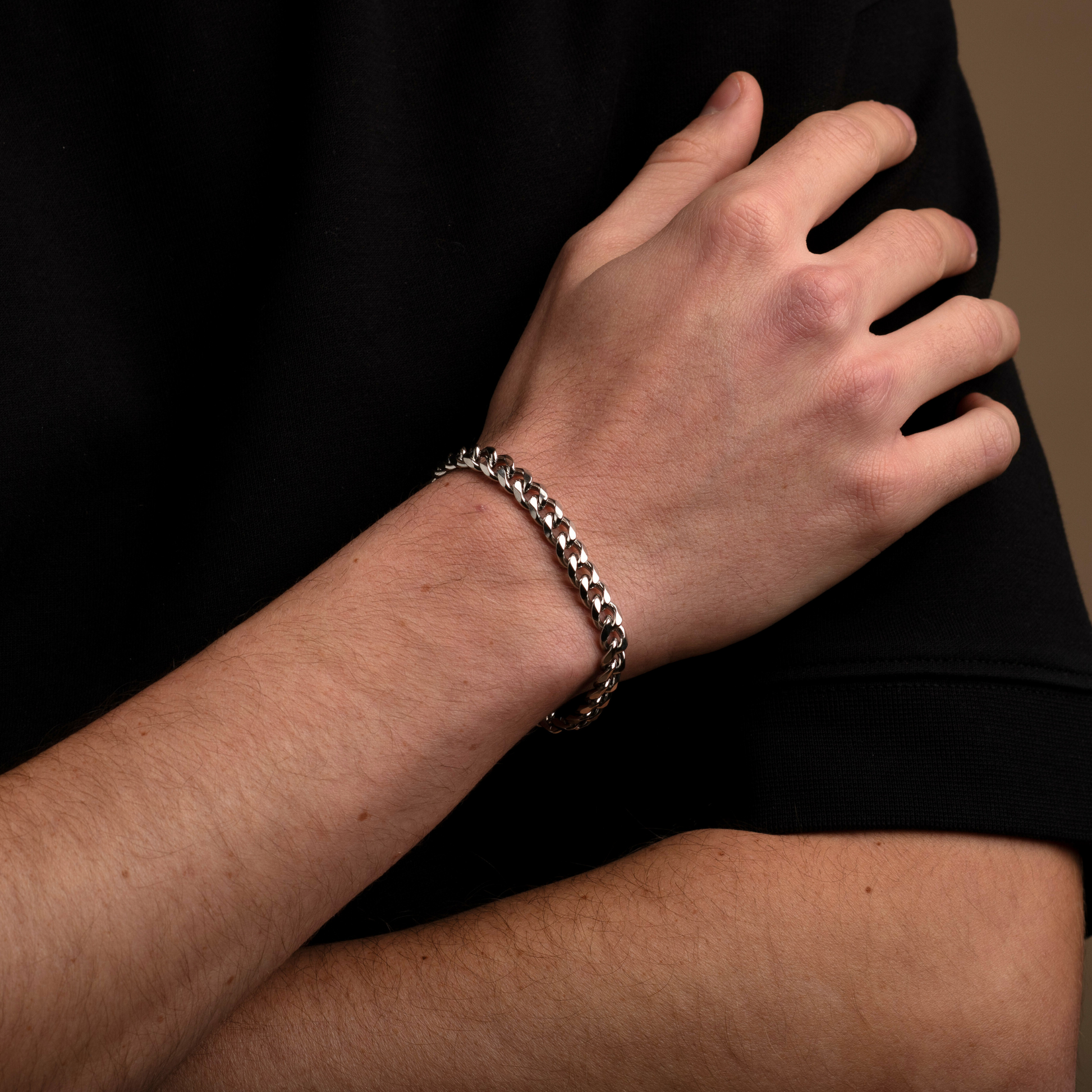 Valcien - 7mm Silver Chain Bracelet – Polished Stainless Steel Curb Chain for Men | Timeless Minimalist Design
